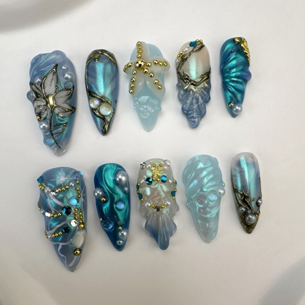 Blue and Gold Ocean-Themed Nail Art Set